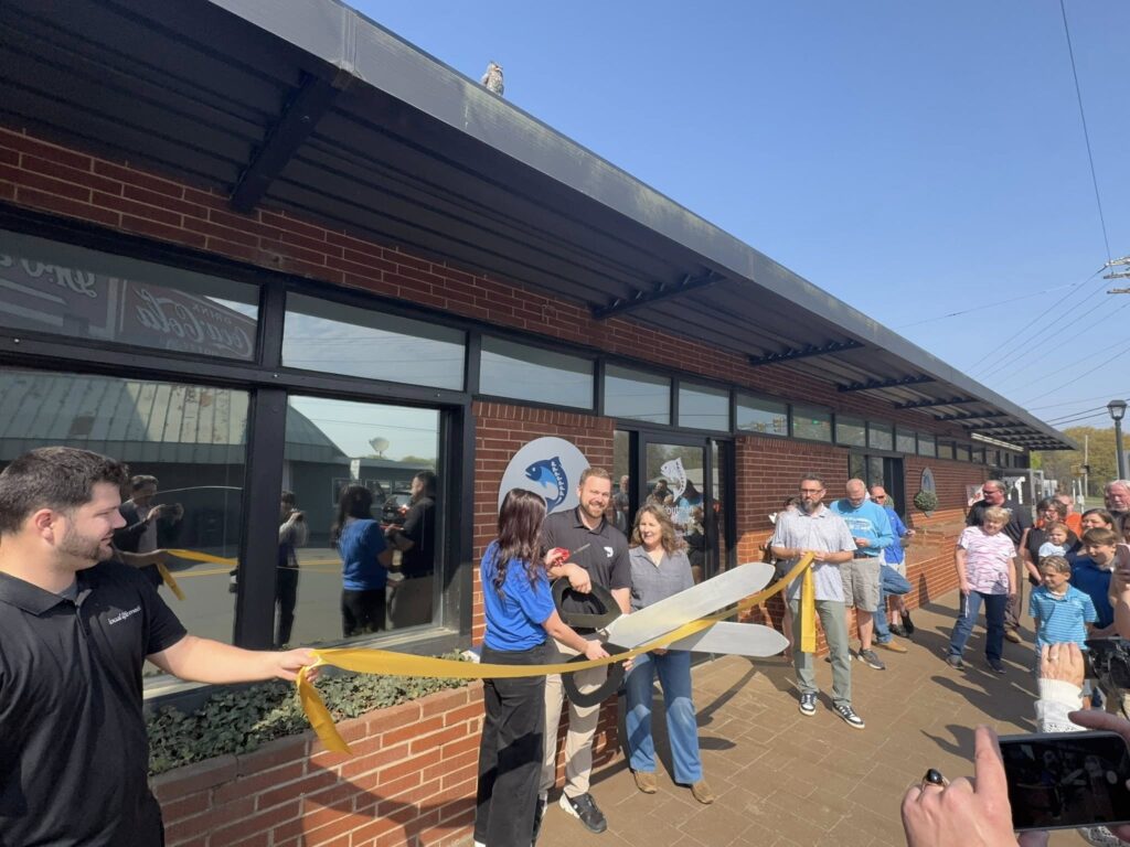 Dr. Crawford and the Troutman community at the office ribbon cutting