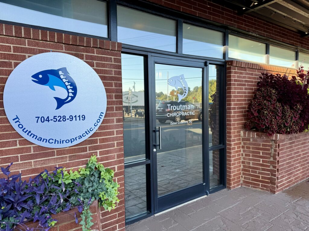 Front entrance of Troutman Chiropractic at 112 Wagner Street